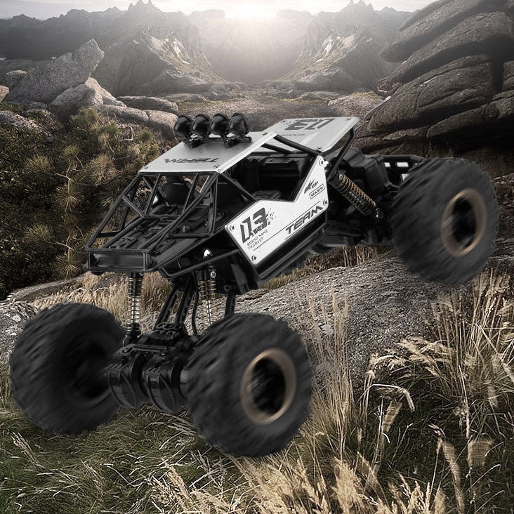 HD6141 1:16 Mountain-climbing Four-wheel Children Remote-controlled Off-road Vehicle Toy(Silver)