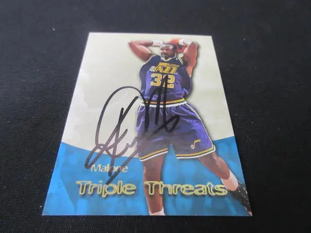 1996-97 SKYBOX KARL MALONE AUTOGRAPH COA
