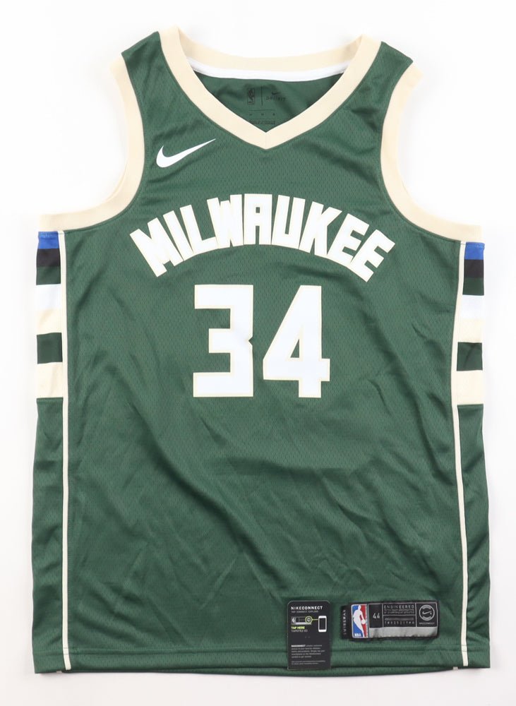 Giannis Antetokounmpo Swingman Bucks Jersey size 44=Mediumunsigned)