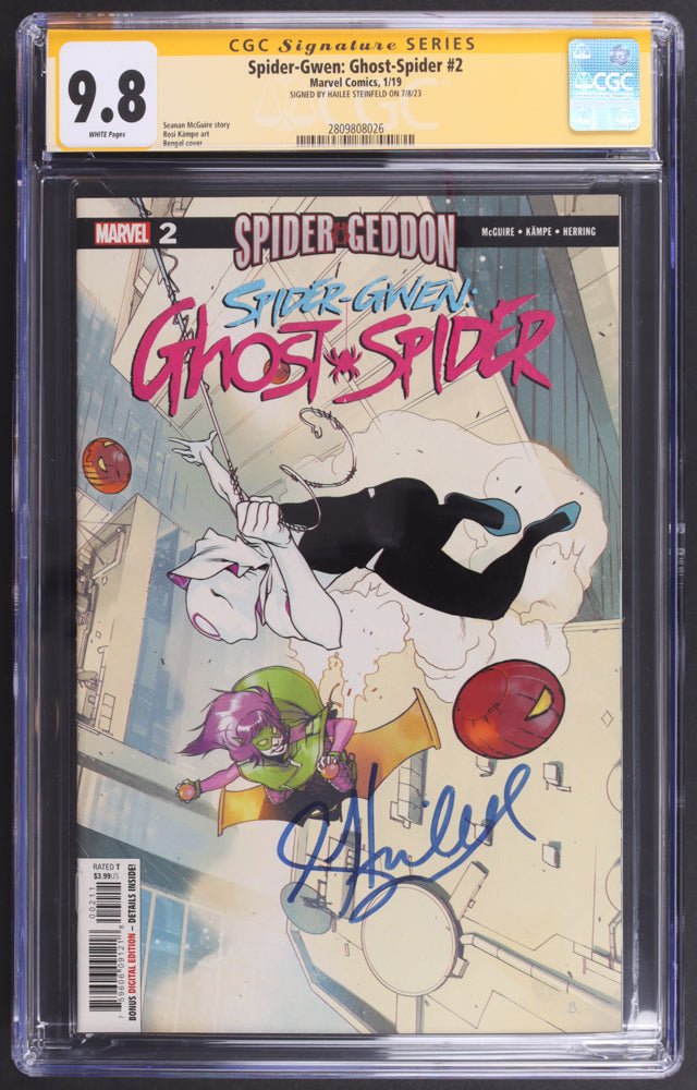 Hailee Steinfeld Signed 2019 "Spider-Gwen: Ghost Spider" Issue #2 Marvel Comic Book (CGC 9.8)