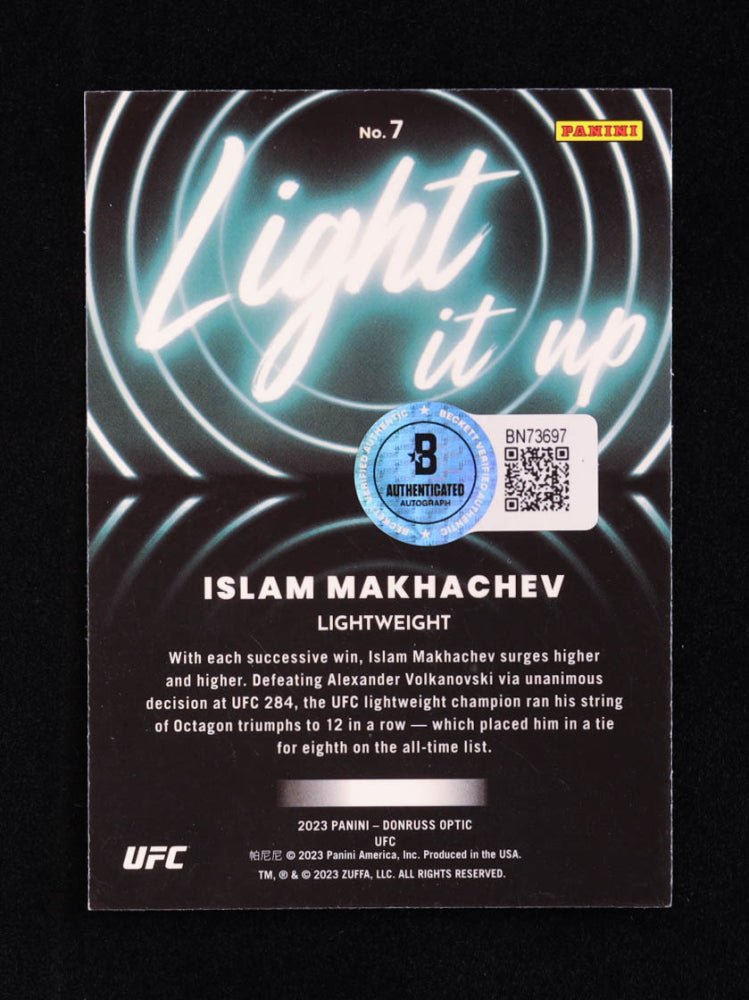 Islam Makhachev Signed 2023 Donruss Optic UFC Light It Up #7 (Beckett)